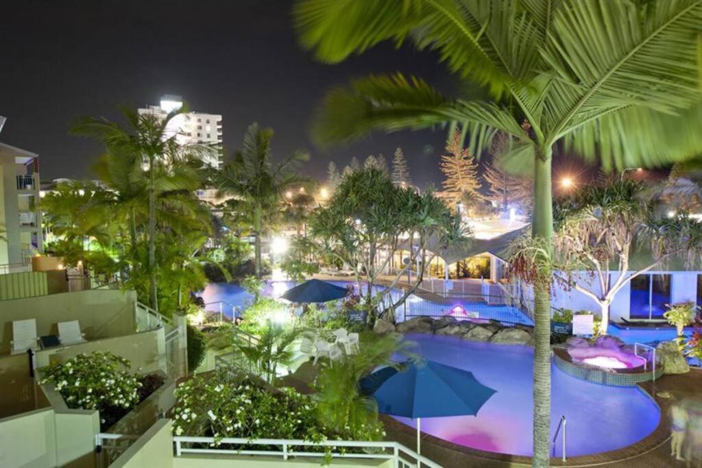 Alex Heads Beachfront Resort King Bed Studio Room Alexandra Headland Exterior photo